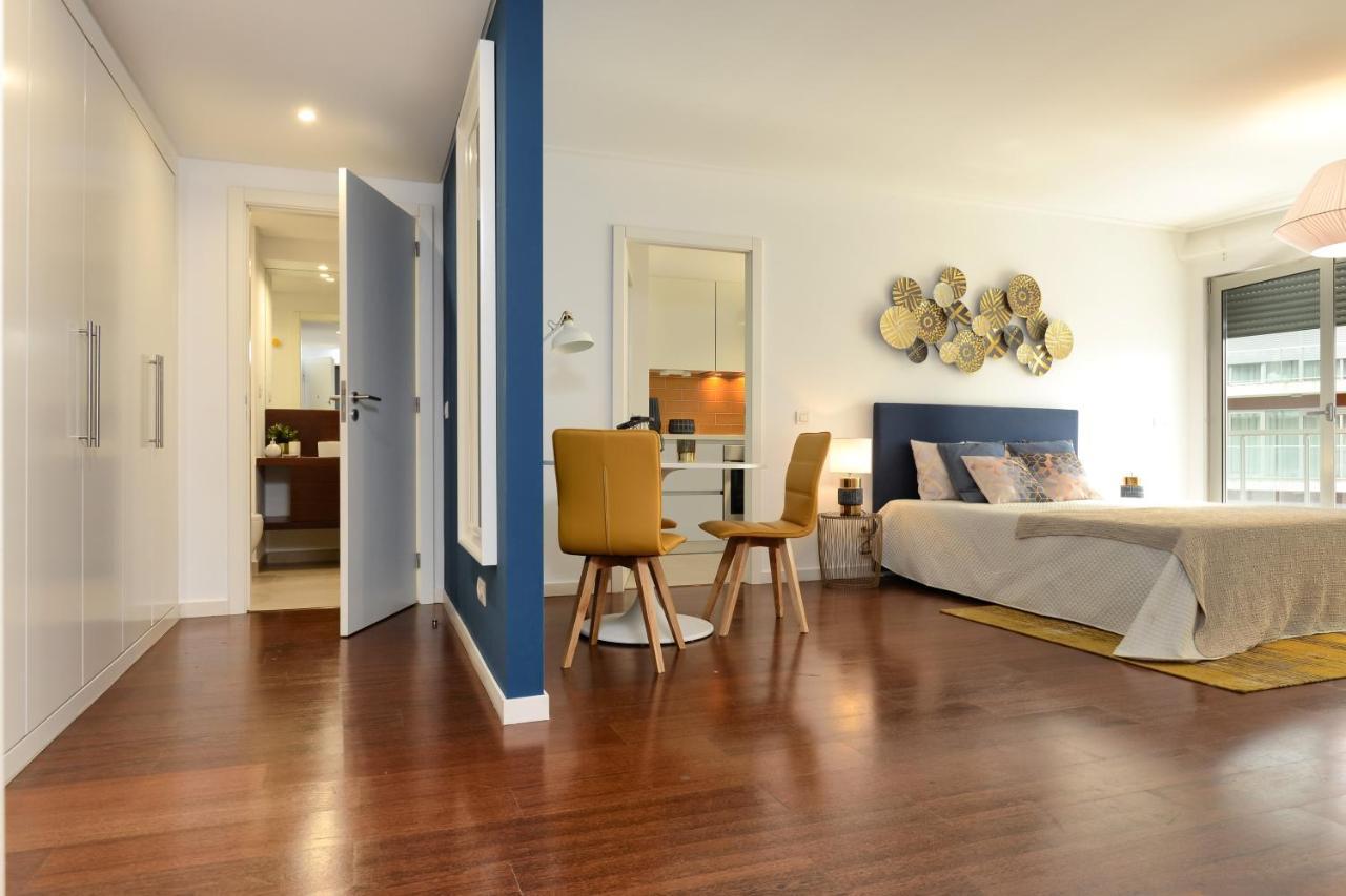 New loft with swimming pool at Parque das Nações! Lisboa Extérieur photo